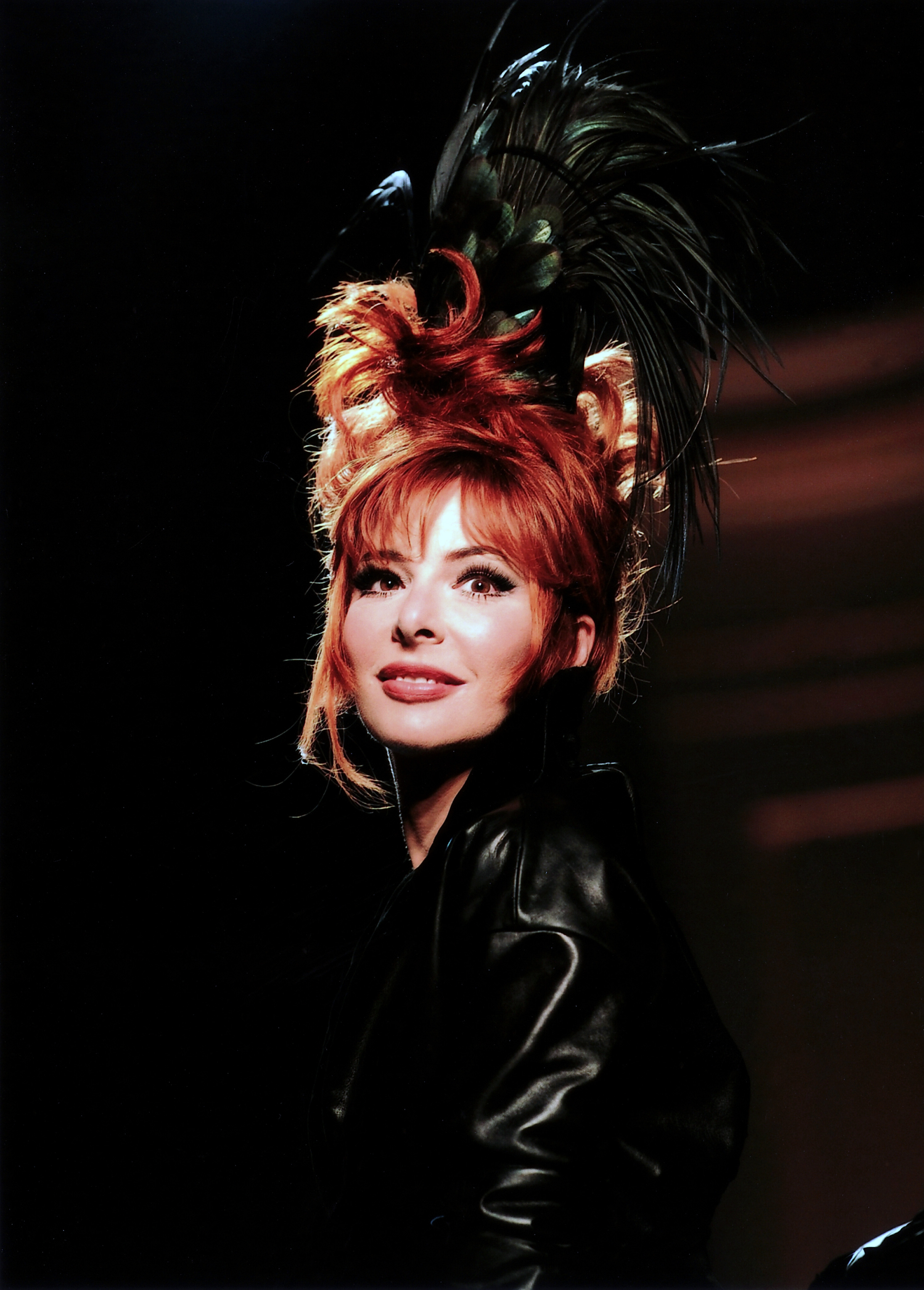 mylene-farmer-defile-jean-paul-gaultier-libertine-swan-06-juillet-2011-120