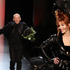 Mylène Farmer - Défilé Jean-Paul Gaultier - 06 juillet 2011