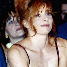 mylene-farmer_1999_defile-thierry-mugler_109