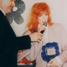 mylene-farmer-ecrans-d-or-tele-loisirs-1989-001b