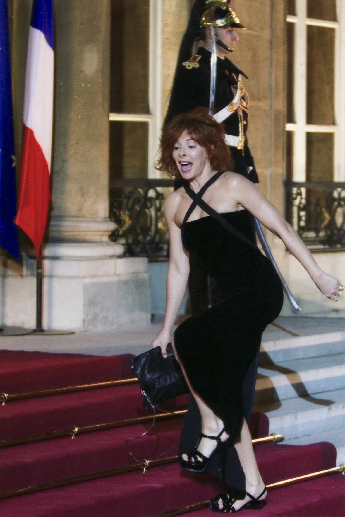 mylene-farmer_2010_elysee_048