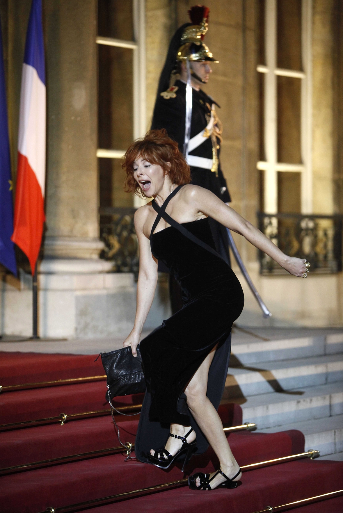 mylene-farmer_2010_elysee_050