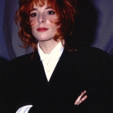 Mylène Farmer - Exposition Alain Delon - 1990