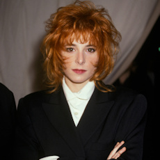 mylene-farmer-1990-exposition-alain-delon-005