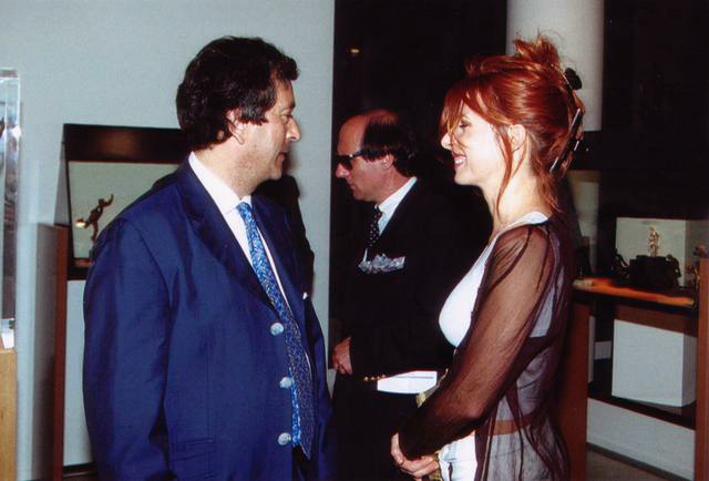 mylene-farmer-1999-exposition-de-niro-113