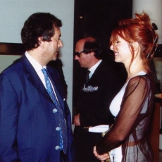 mylene-farmer-1999-exposition-de-niro-113