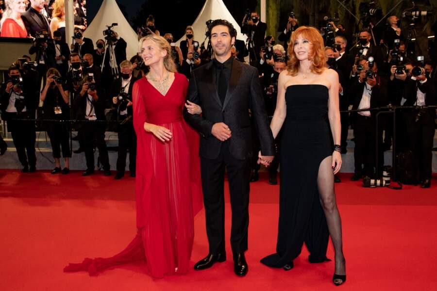 Mélanie Laurent, Tahar Rahim et Mylène Farmer au Festival de Cannes le 10 juillet 2021