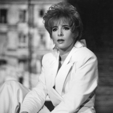 Mylène Farmer - Fête comme chez vous - Antenne 2 - 05 mai 1988