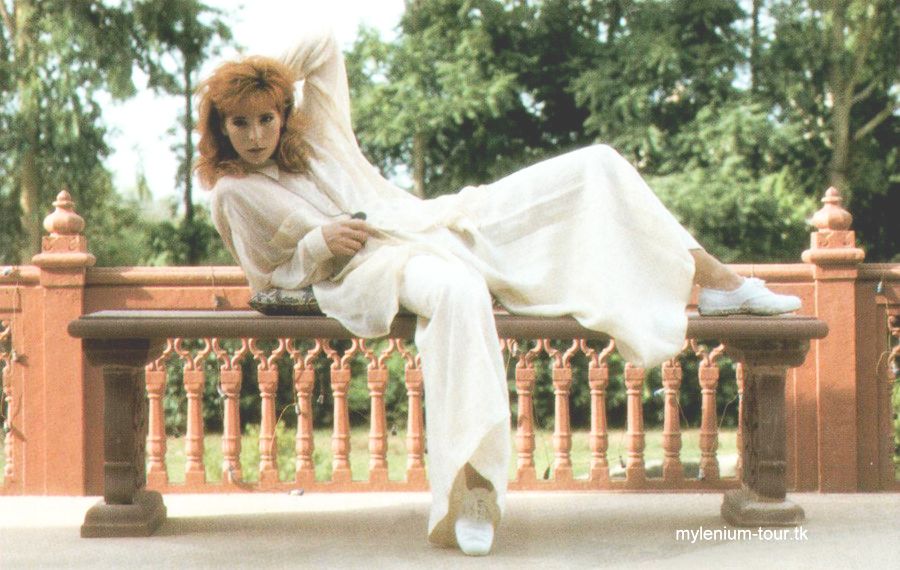 mylene-farmer-1989-marianne-rosenstiehl-inde-124