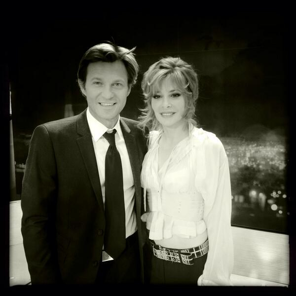 mylene-farmer-laurent-delahousse-08-septembre-2013-101