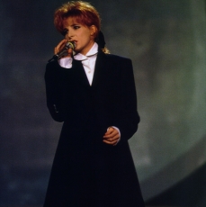 mylene-farmer-j-y-crois-dur-comme-terre-tf1-02-septembre-1989-002