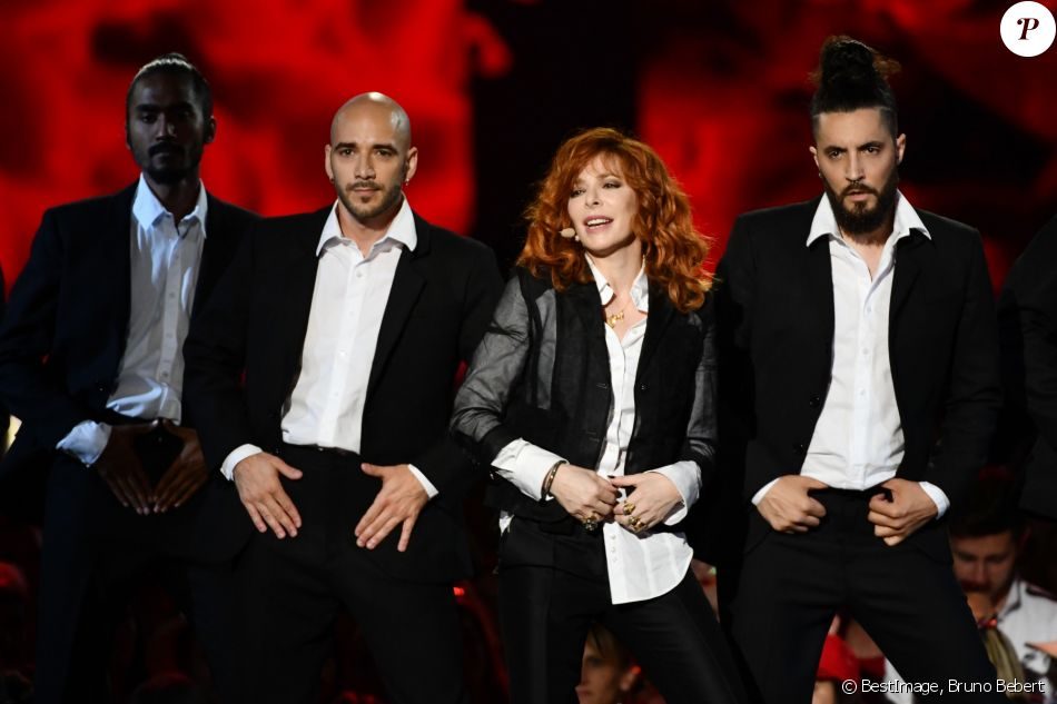 Mylene Farmer La Chanson De L Annee Tf1 08 Juin 2018 Galerie Photos Mylene Net