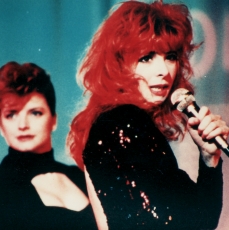 mylene-farmer-1988-tv-le-monde-est-a-vous-117