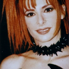 Mylène Farmer - NRJ Music Awards 2000 - Award