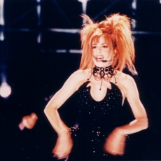 Mylène Farmer - NRJ Music Awards 2000 - Optimistique-moi