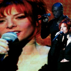 Mylène Farmer et Seal - NRJ Music Awards 2002 - Les mots