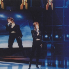 mylene-farmer_2002_nrj-music-awards_218
