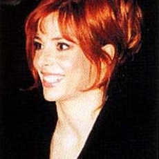 Mylène Farmer et Seal - NRJ Music Awards 2002 - Montée des marches