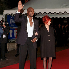 Mylène Farmer et Seal - NRJ Music Awards 2002 - Montée des marches