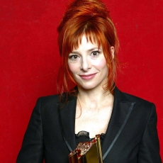 Mylène Farmer - NRJ Music Awards 2003 - Award