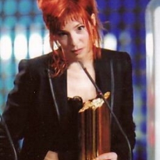 Mylène Farmer - NRJ Music Awards 2003 - Award