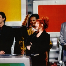 Mylène Farmer - NRJ Music Awards 2003 - Award