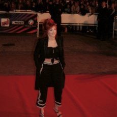 mylene-farmer_2003_nrj-music-awards_161