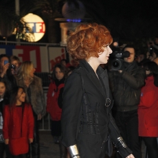 Mylène Farmer NRJ Music Awards 2011 Tapis Rouge