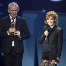 Mylène Farmer - NRJ Music Awards 2012 - Award de diamant