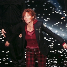 mylene-farmer-nrj-music-awards-2012-207