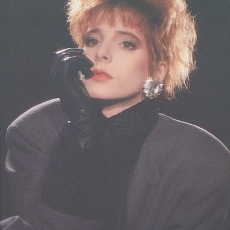 mylene-farmer_1987_christophe-mourthe_302