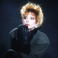 mylene-farmer_1987_christophe-mourthe_301