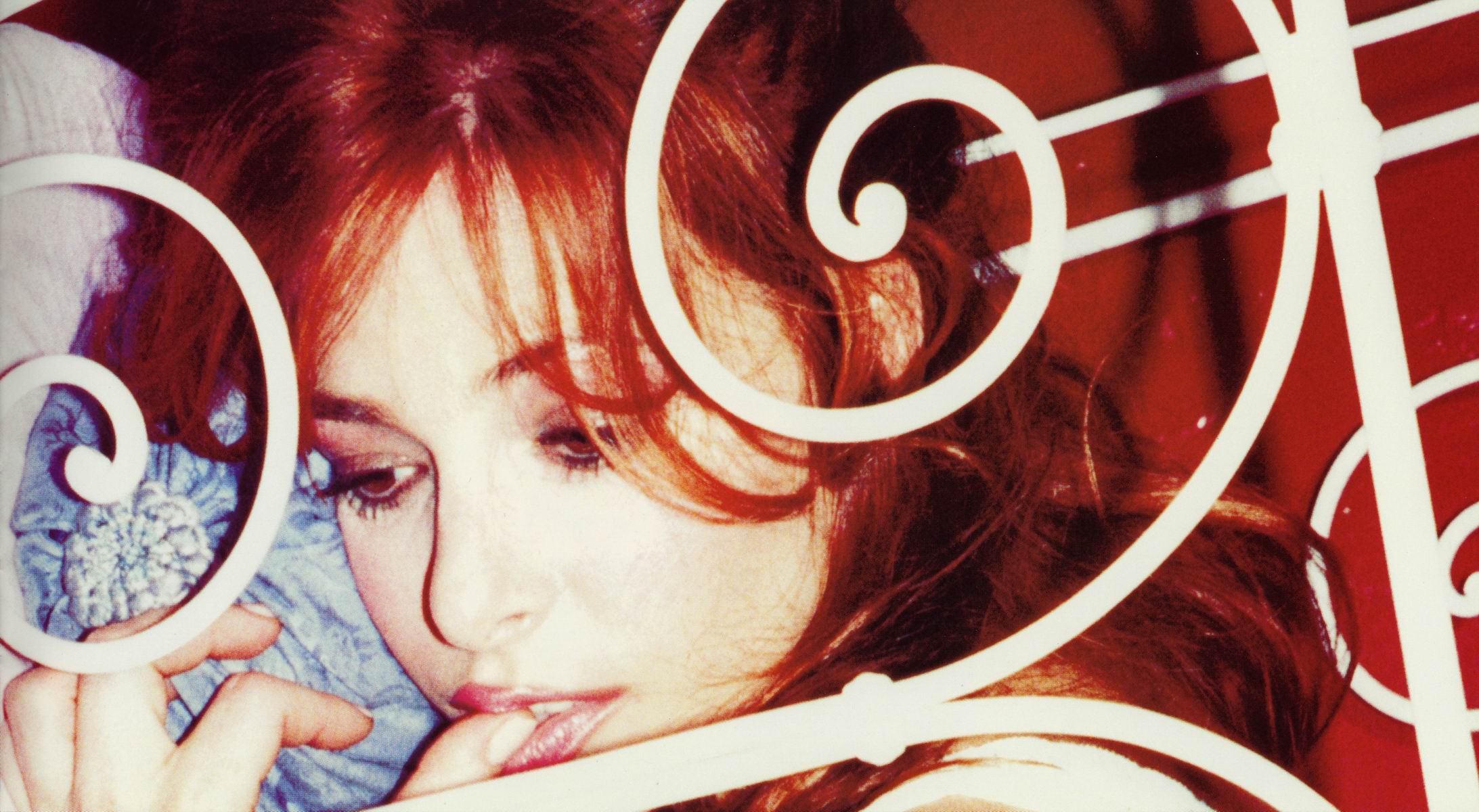 mylene-farmer_2001_ellen-von-unwerth_203