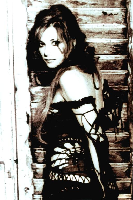 mylene-farmer_2001_ellen-von-unwerth_305