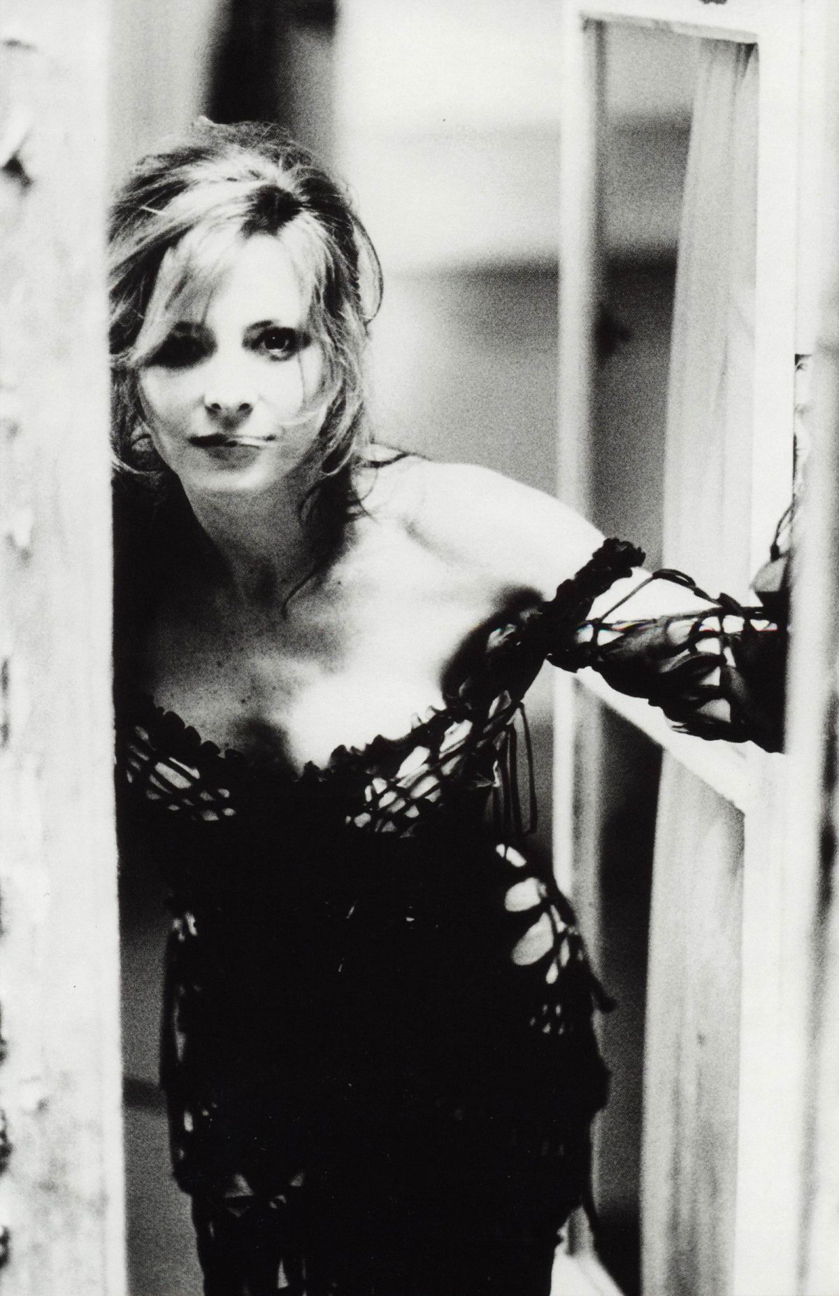 mylene-farmer_2001_ellen-von-unwerth_307