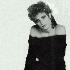 mylene-farmer-1986-frederic-delafosse-209