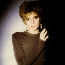 mylene-farmer-1986-frederic-delafosse-401