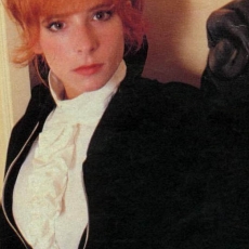 mylene-farmer-1986-gerard-uferas-101