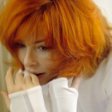 Mylène Farmer - Photographe : Herve Lewis - 2009