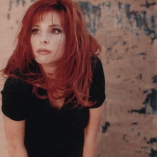 mylene-farmer_1996_karl-dickenson_211b