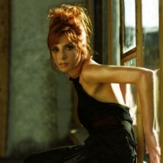 mylene-farmer_1996_karl-dickenson_313