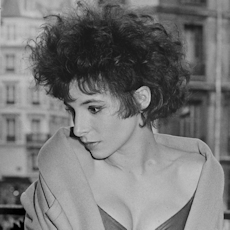 Mylène Farmer - Photographe : Lucien Jacquinot - Janvier 1986