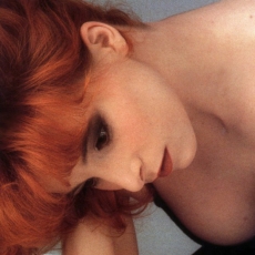 Mylène Farmer - Photographe Marianne Rosenstiehl - 1989 (1)