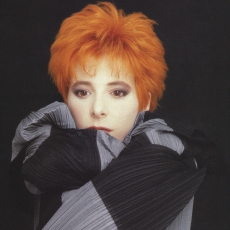 Mylène Farmer - Photographe : Marianne Rosenstiehl - Avril 1991 (5) 