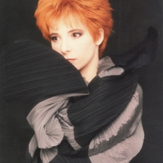 mylene-farmer-1991-marianne-rosenstiehl-905b