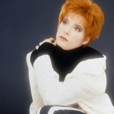 Mylène Farmer - Photographe : Marianne Rosenstiehl - Avril 1991 - 001