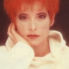 mylene-farmer-1991-marianne-rosenstiehl-704