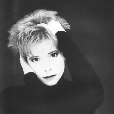 Mylène Farmer - Photographe Marianne Rosenstiehl - Mars 1991