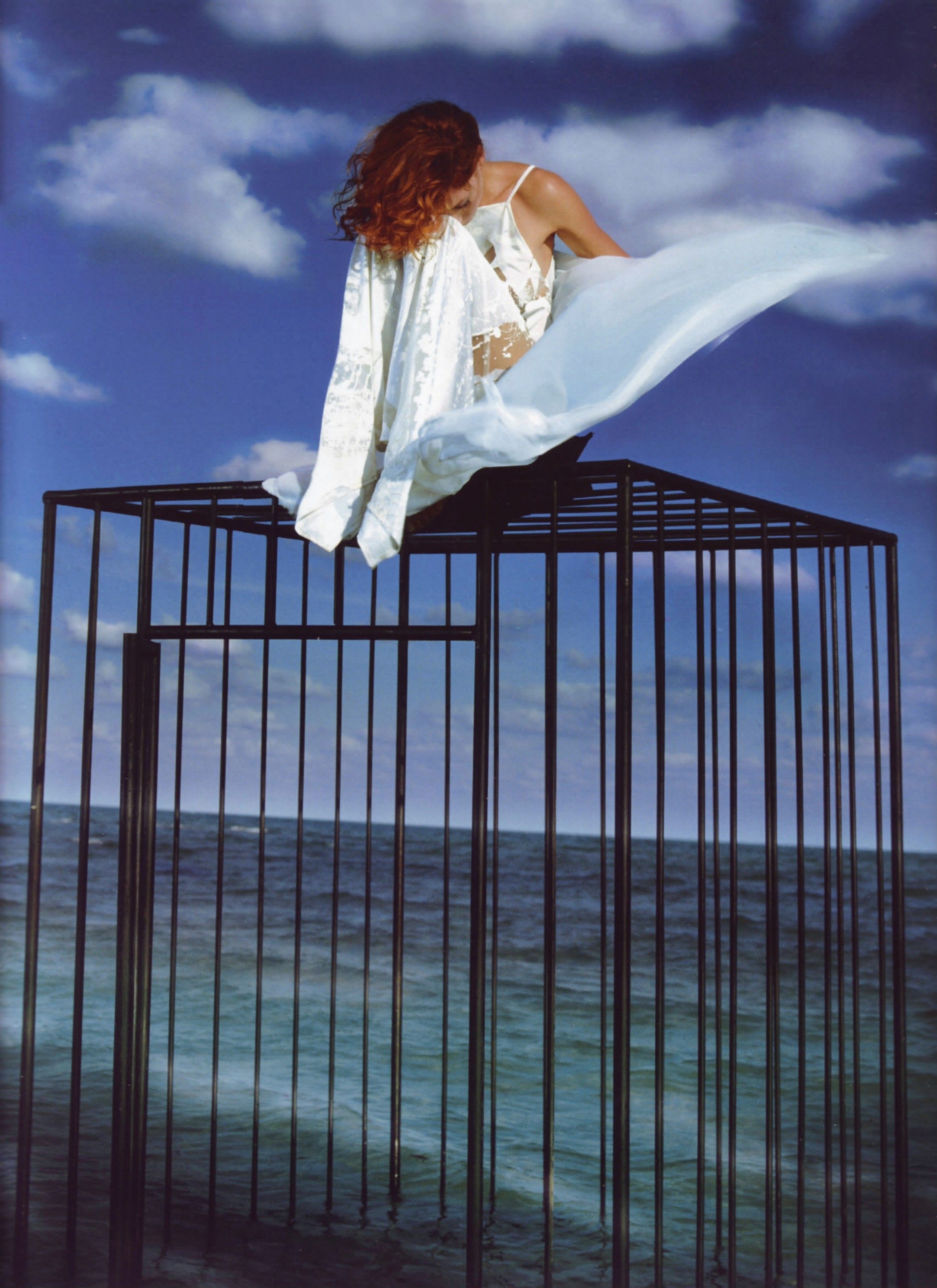 Mylène Farmer - Photographe Marino Parisotto Vay - Décembre 1998