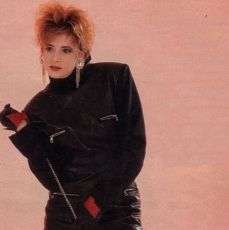 mylene-farmer-1986-orson-102